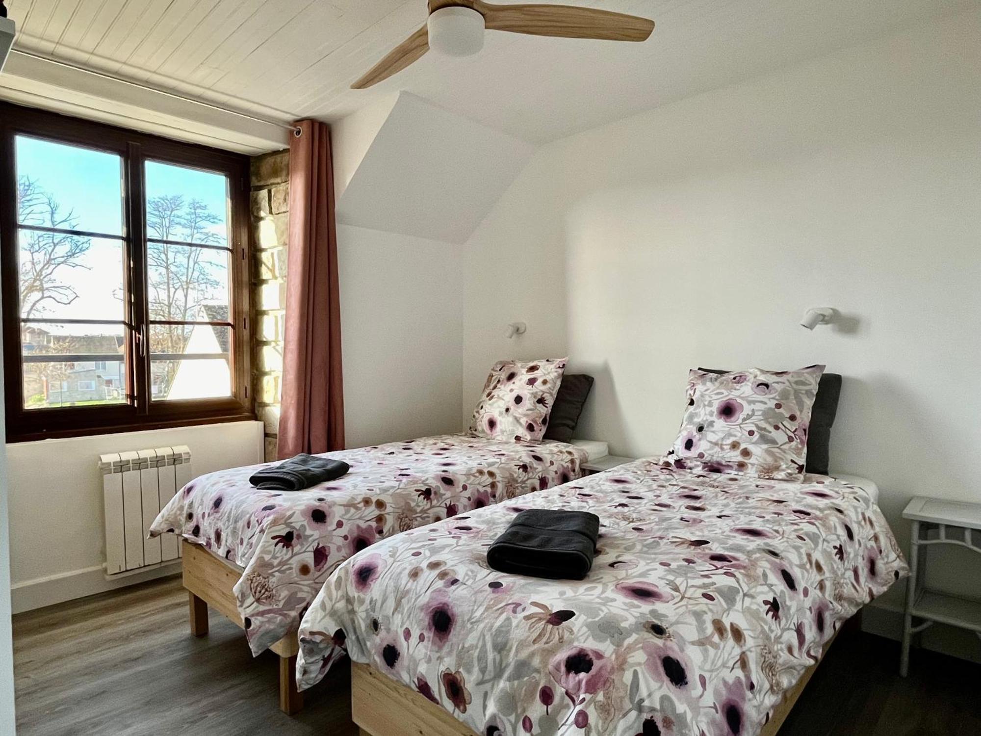 Appartement En Plein Centre Ville Milly-la-Foret Exterior foto